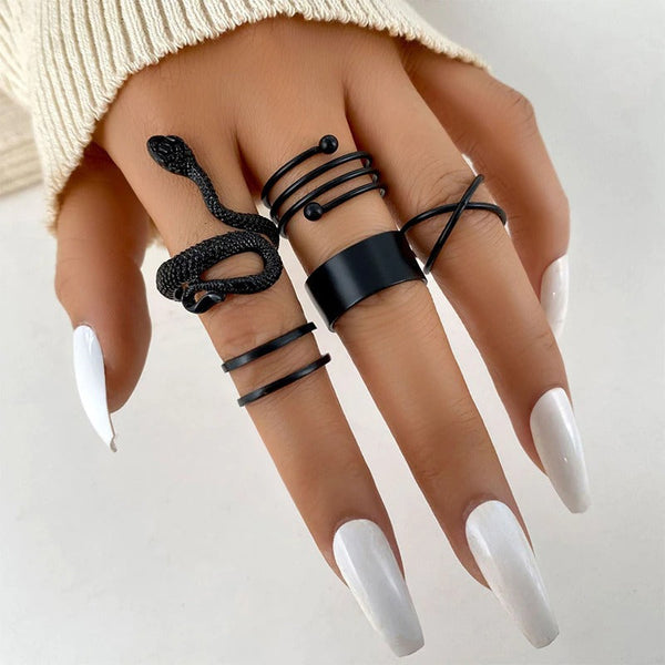 Black Snake Ring Set