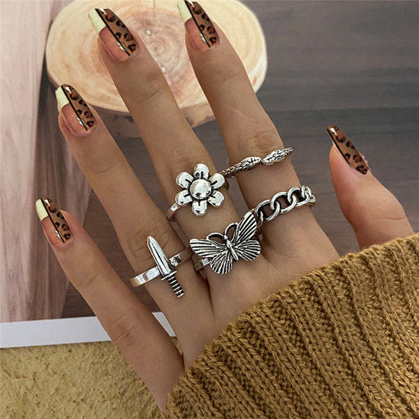 Mystery Girl Ring Set