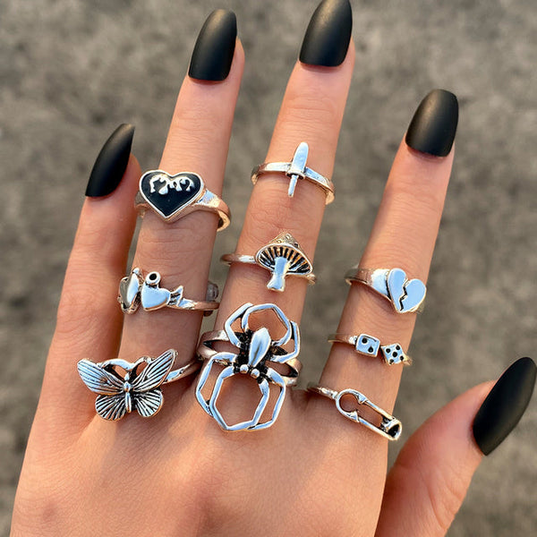 Black Widow Ring Set